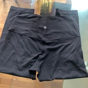 Lululemon capris leggings